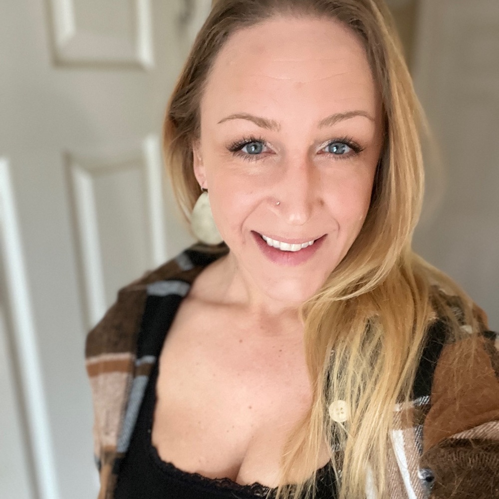 Meet your Posher, Denise